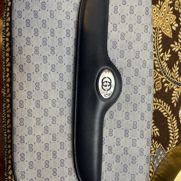 Gucci clutch - Picture 1 of 6
